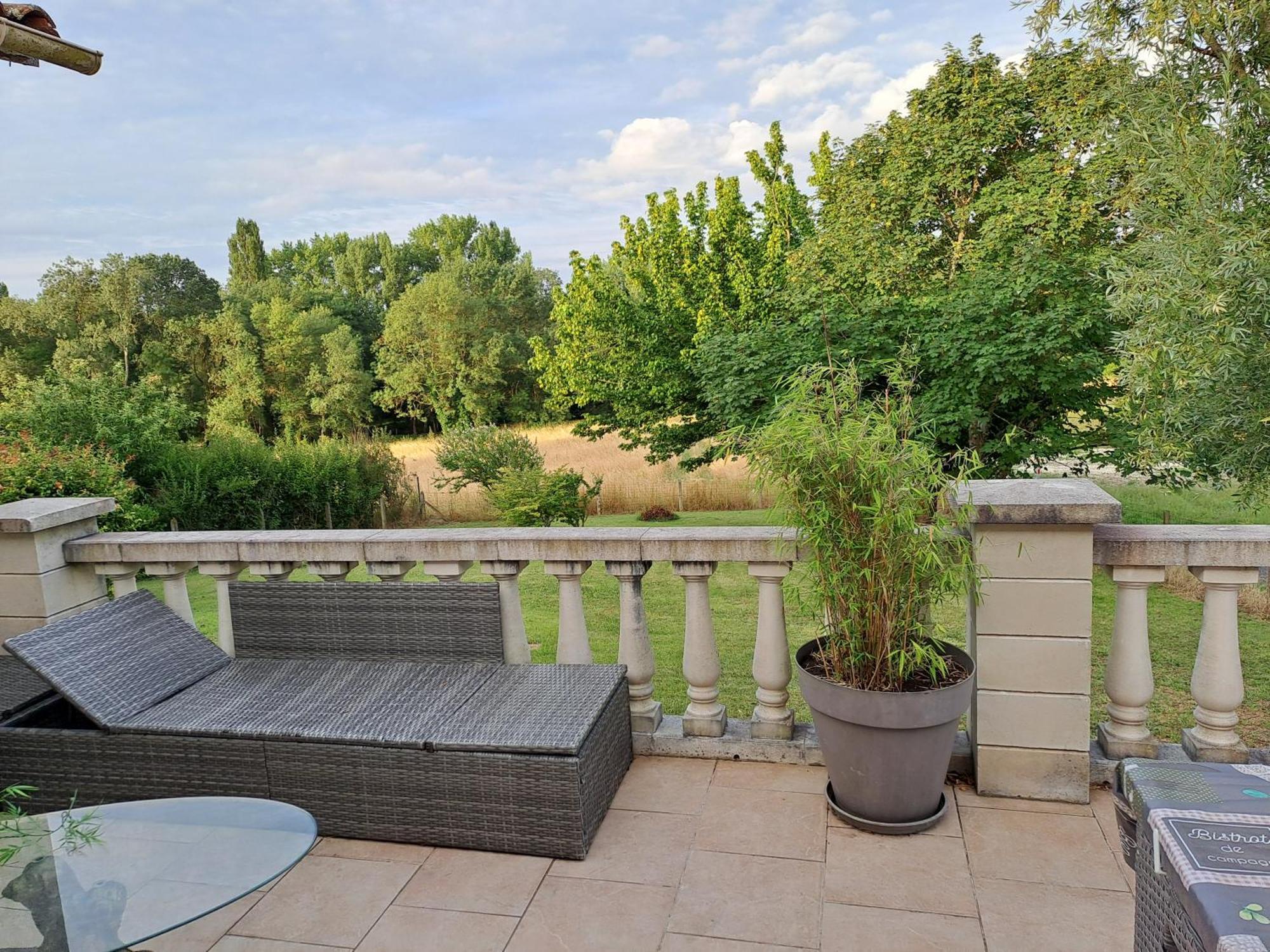L'Ile Verte Chambre Avec Salle De Bain Privee Champagnac  Buitenkant foto